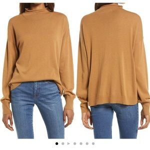 Women’s Treasure & Bond Funnel Neck Pull over Sweater Tan Size Large